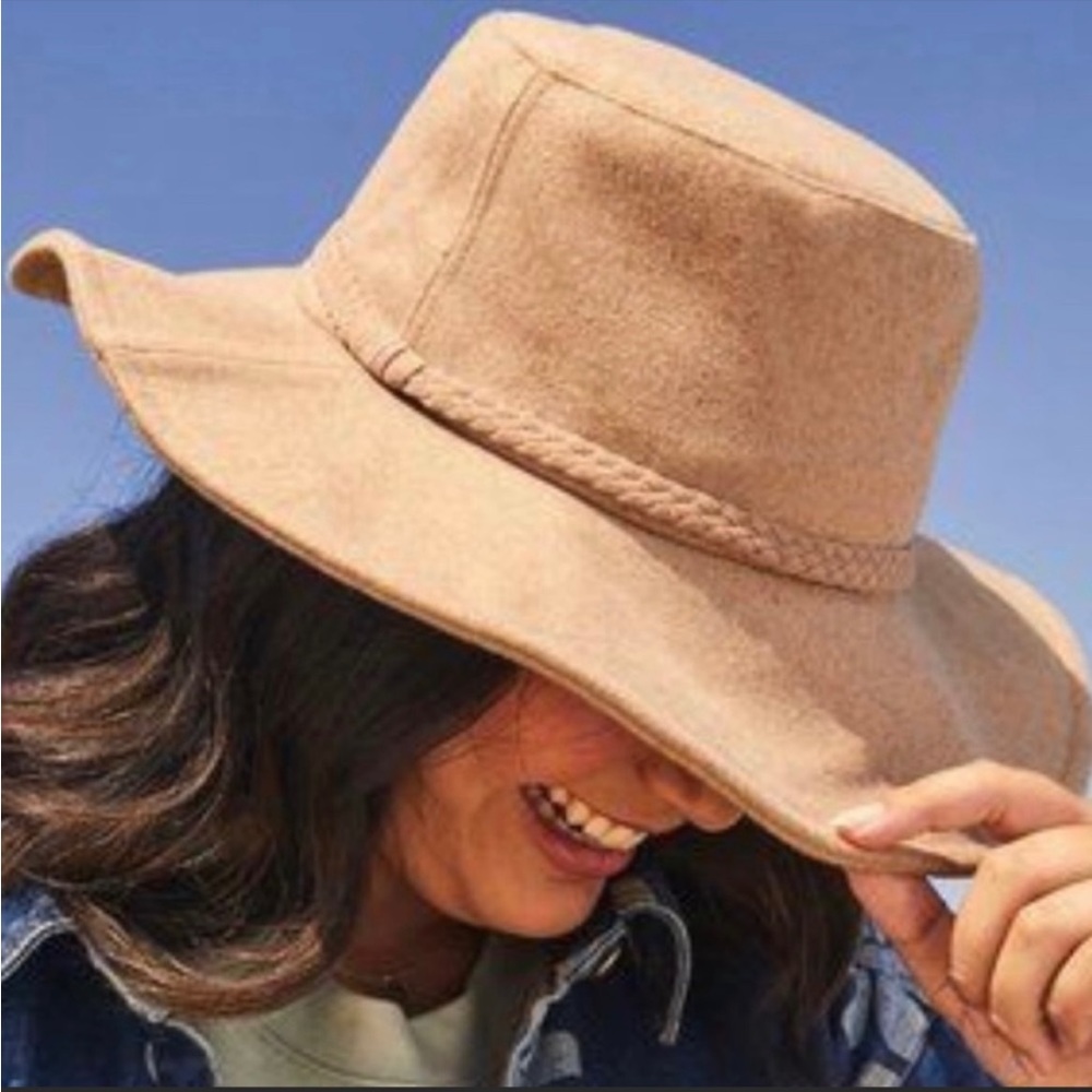 Wide Brim Fedora Hat in Tan - Women's Sun Hat